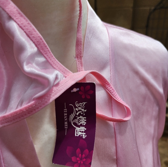 Pink Robe Med nwt - Picture 7 of 9